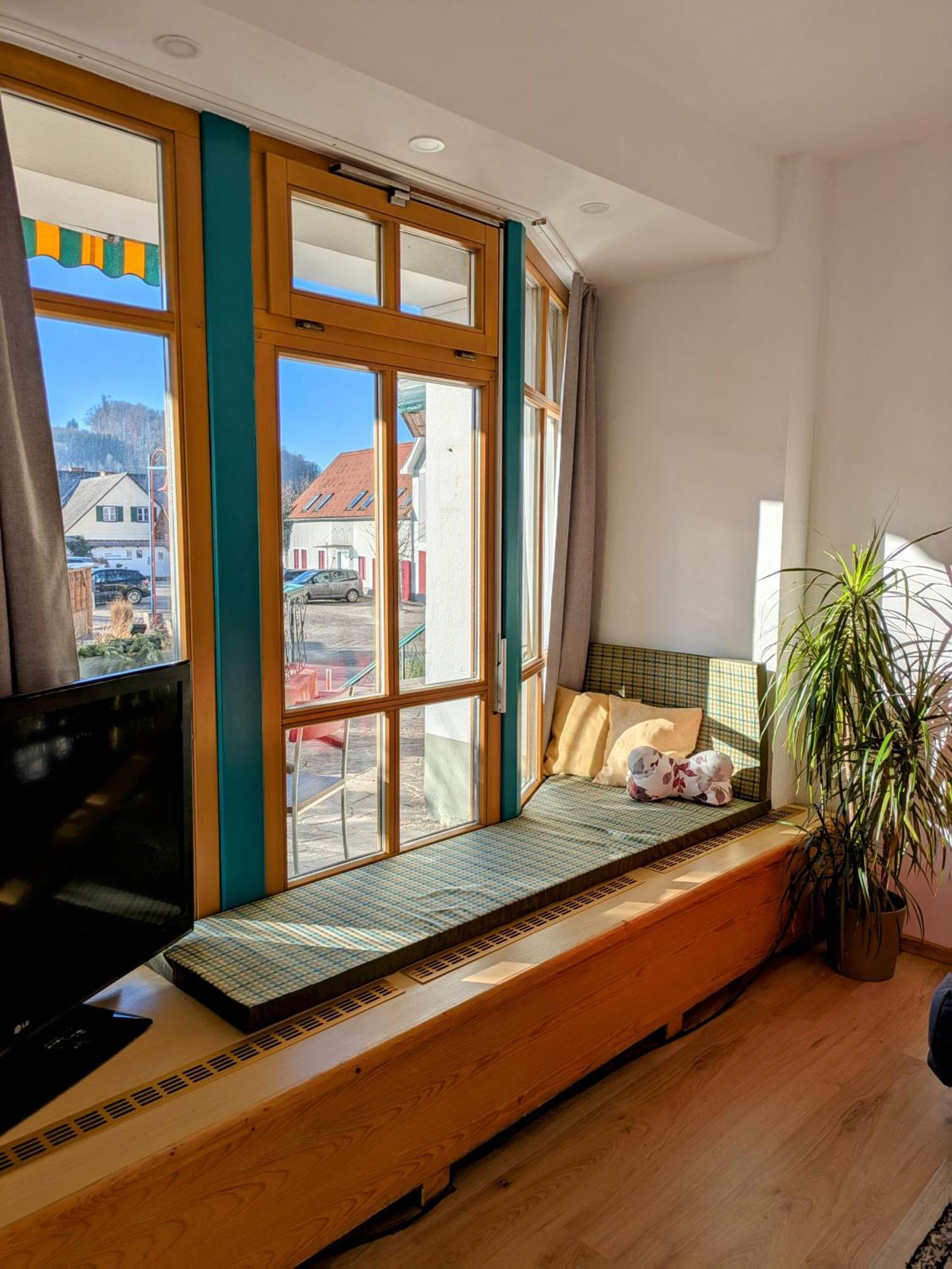 Appartments Am Literaturbrunnen Appartement Hartmannsdorf